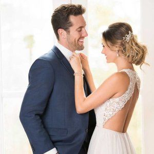 NEW Stella York for Essense of Australia Blush Lace Halter Wedding Dress Size 2